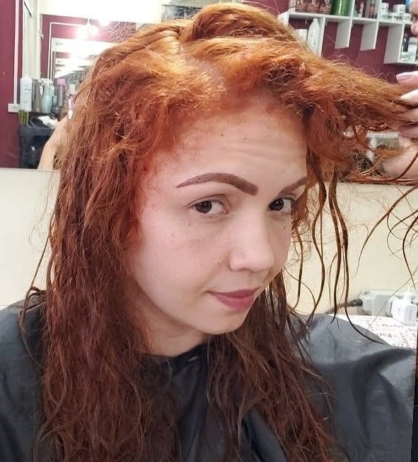 Retoque de raiz com IGORA 8.77 / cabelo ruivo em casa